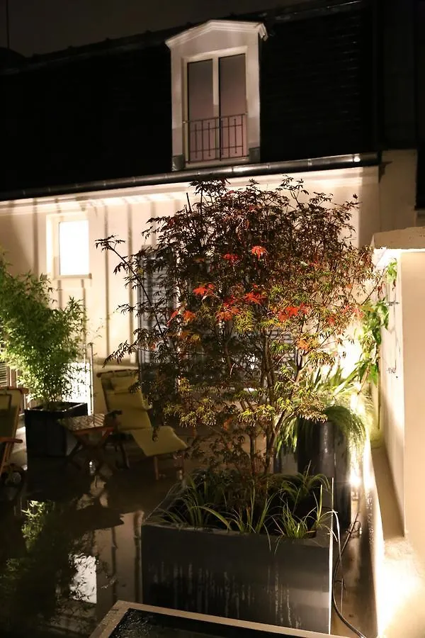 Le Clos De L'olivier Oda ve Kahvaltı 2*