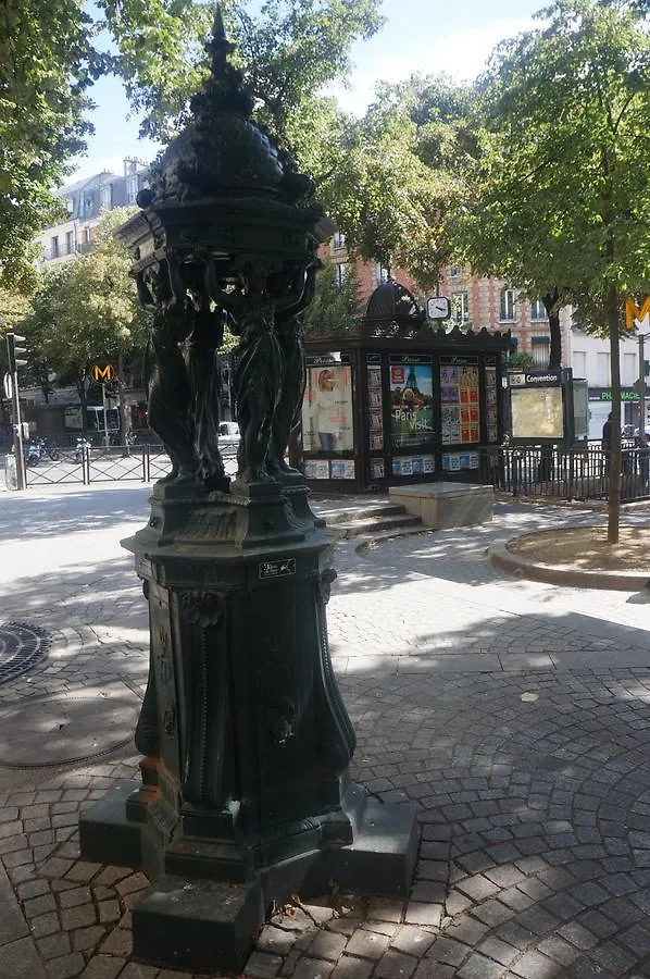 Oda ve Kahvaltı Le Clos De L'olivier Paris